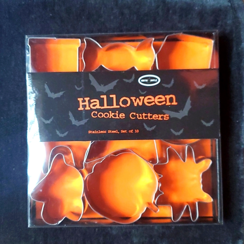 🎃 Vintage HALLOWEEN COOKIE CUTTERS🎃